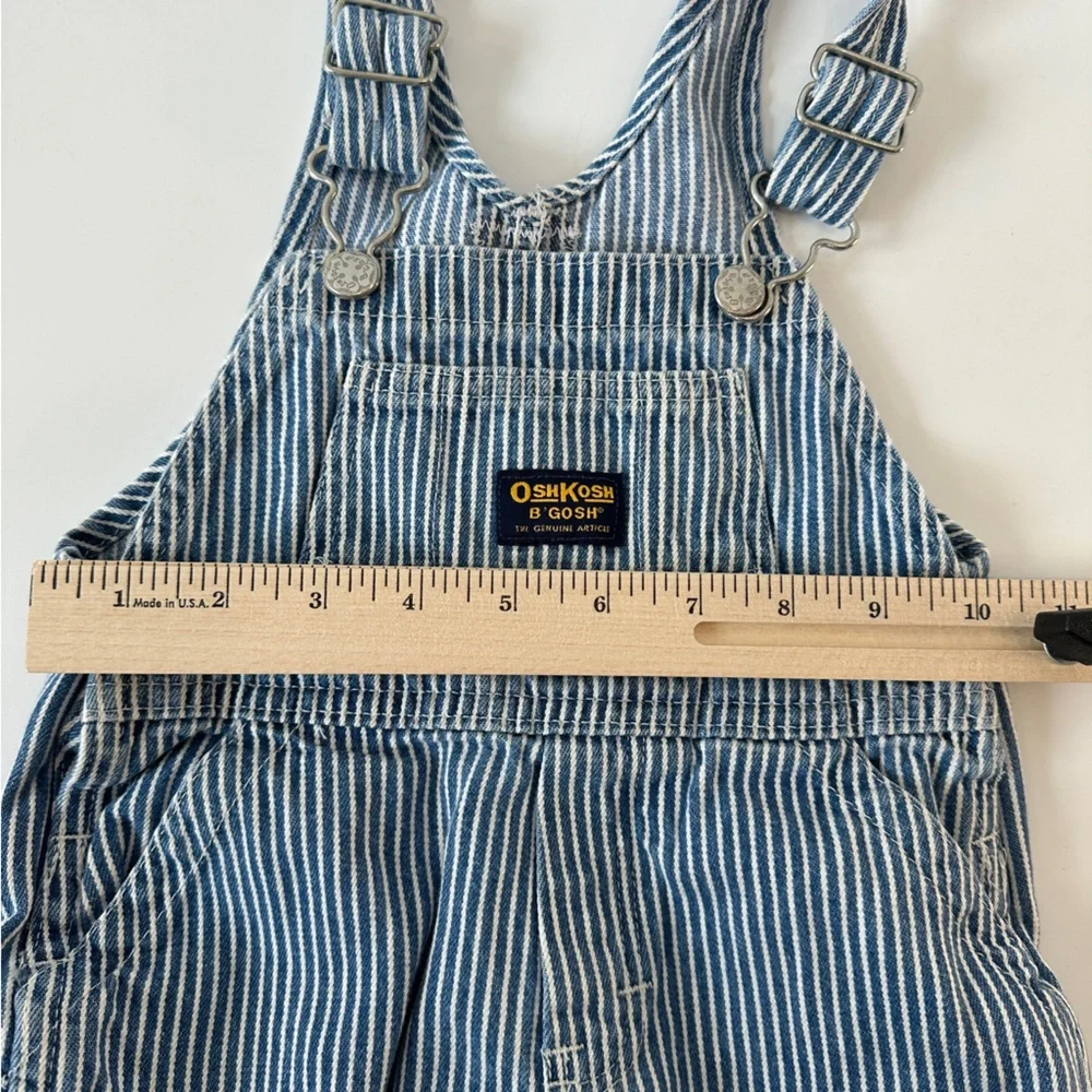 VTG OshKosh B’Gosh Striped Classic Vestbak 18M Overall Shortalls Unisex Railroad